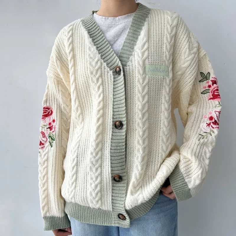 Beige Vneck Embroidery Knitted Cardigan Sweater Women Flower Allmatch Warm Womens Clothing Winter Single Breasted CardigansT251101