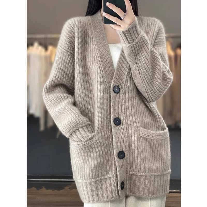 AutumnWinter Gentle Style Vneck Cardigan Loose Long Sleeve Women Sweater Casual Knitted Shirt Fashion Solid Coats with PocketsT251101
