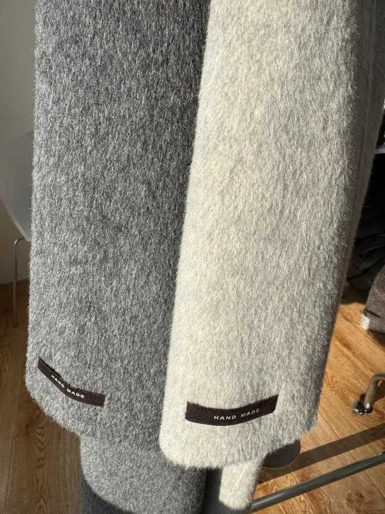 Office Lady DoubleBreasted Alpaca Woolen Jackets 2025 Autumn And Winter HighEnd Lapel Long Loose Womens Wool CoatsT251101