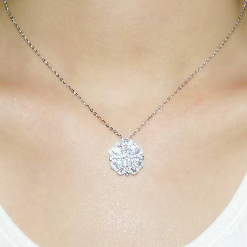 S925 Sterling Silver Moissanite Fourleaf Clover Heart Pendant Necklace New Design Jewelry