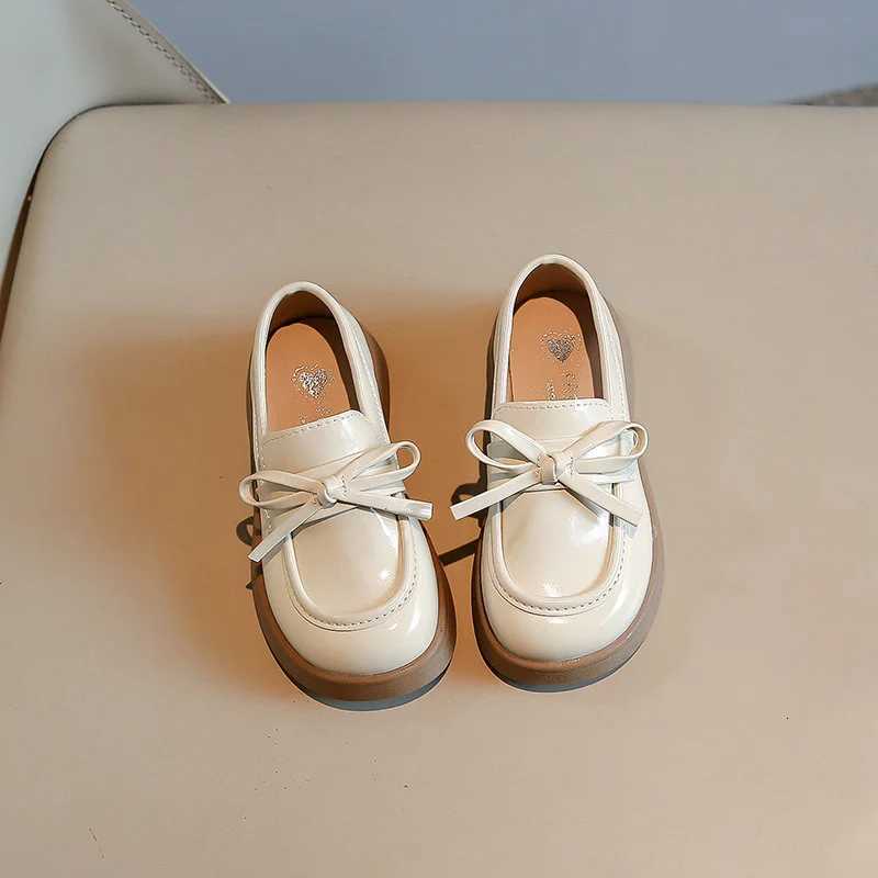 New Fashion Childrens Leather Shoes Spring Autumn Versatile Black School Girl Shoes Party Wedding Causal Kids Princess LoafersT251101