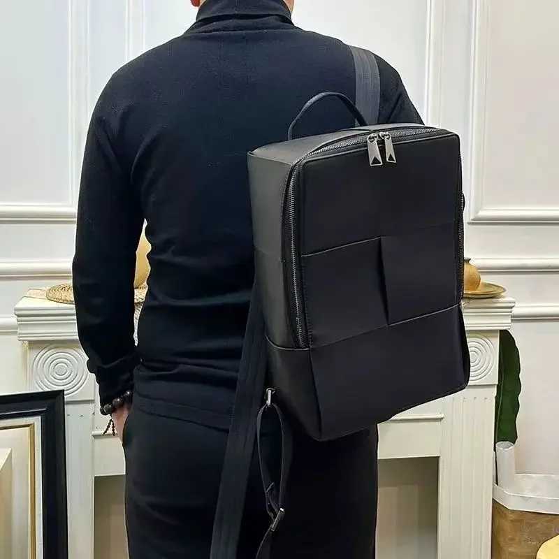 Genuine Leather Men Woven Backpacks Real Natural Leather Student Backpack Boy Luxury Weave Cputer Laptop Bag Y251101