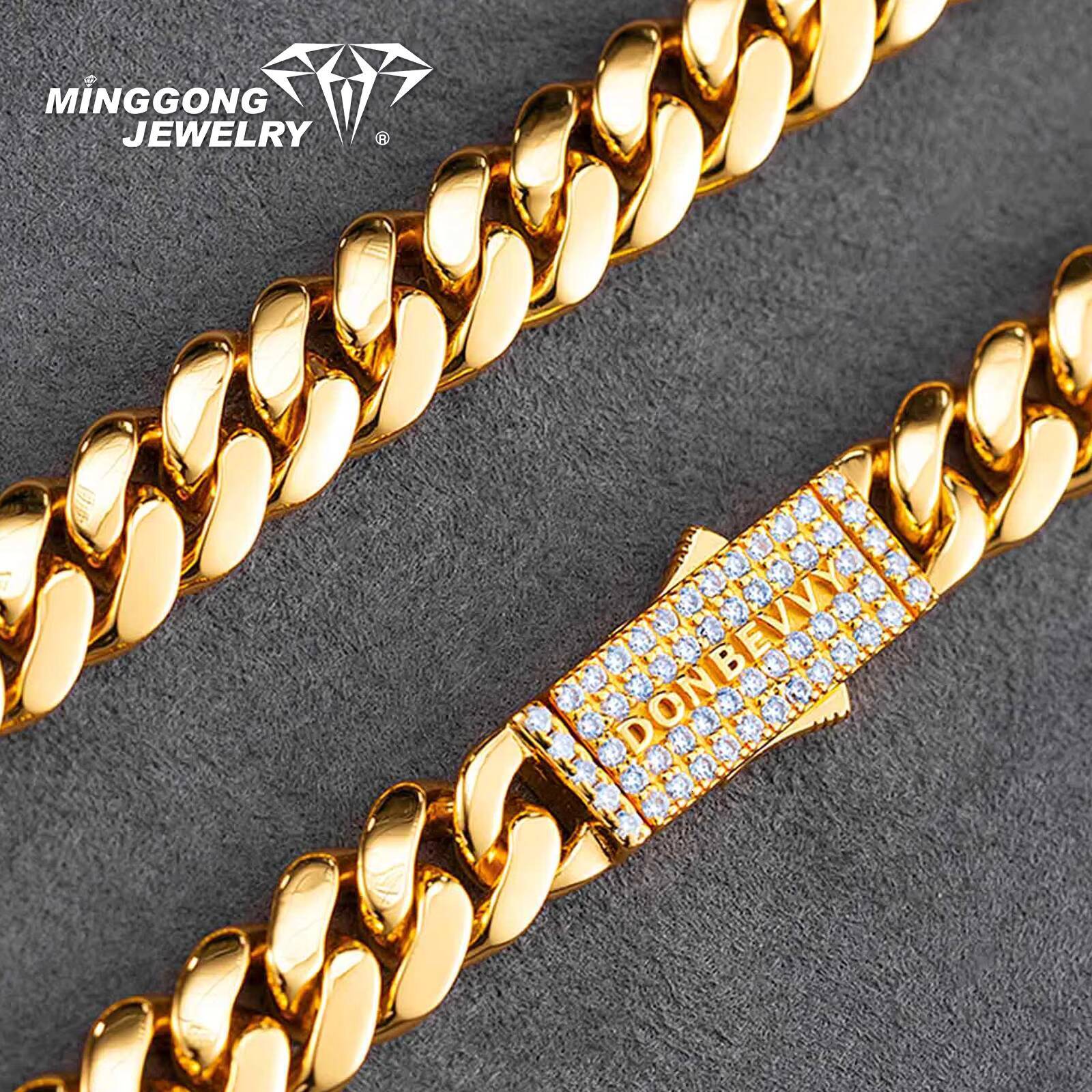 Custom 10mm S925 Miami Cuban Chain Necklace VVS D Color Moissanite Clasp Factory Direct Passes Diamond Test Hiphop Style for Men