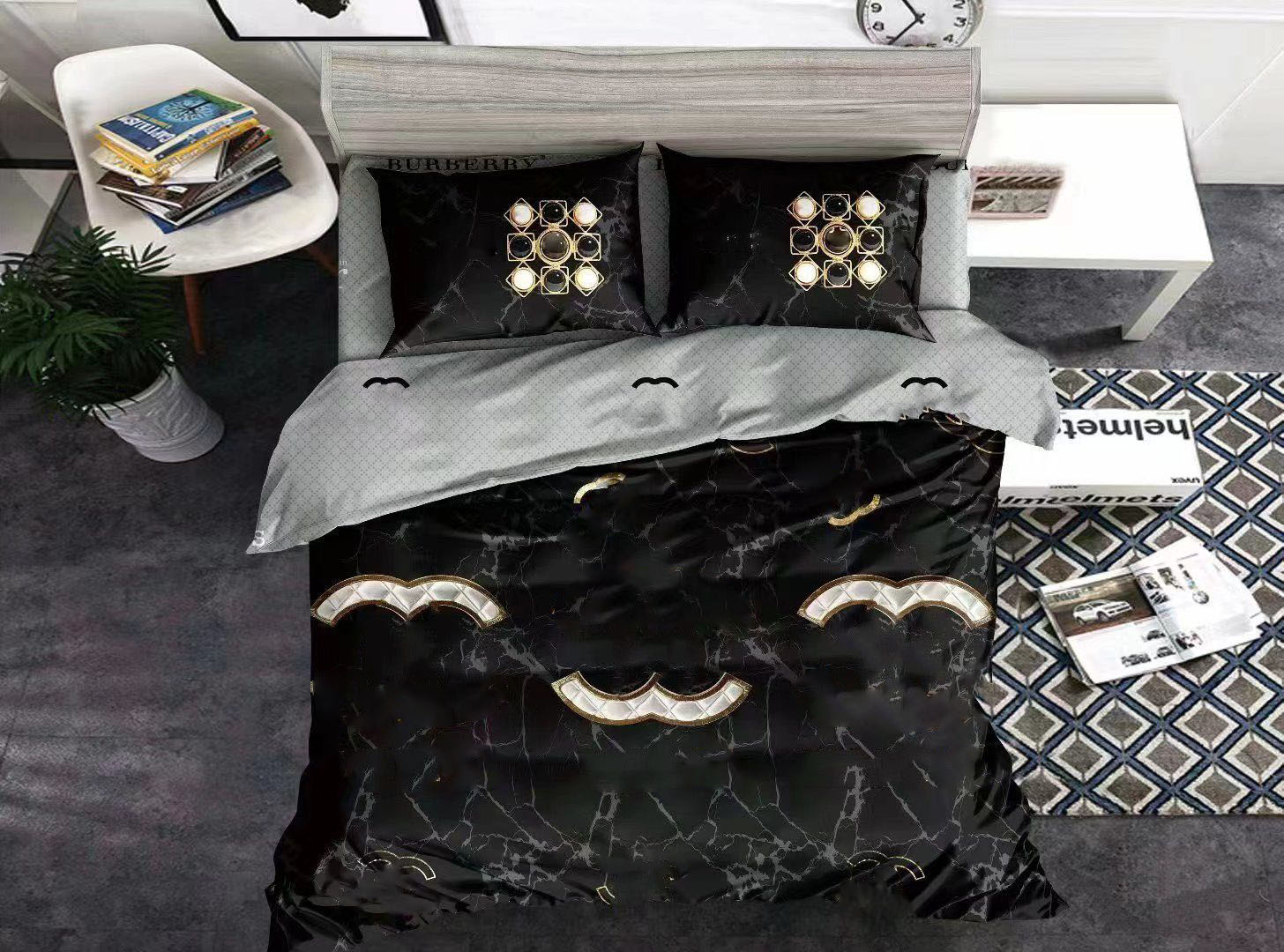 Bedding Set Luxury Designer Classic Letter Printing Love Printing Quilt Cover Pillowcase 4Pcs set Pure Cotton Comfortable Bedding Set Bedroom Decorati