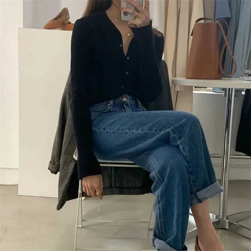 Korean Fashion 2025 fall Autumn Spring Casual Knitted Cardigan Jacket Womens Thin Full Sleeve Knitted Cropped Tops Blouse FemmeT251101