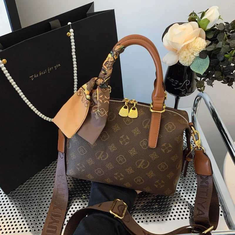 Designer bag Popar Classic Elegant Ladies Crossbody Bag Leather Style Messenger Bag For Wen By Luxury Brand Stylish Y251101