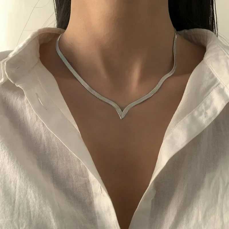 Fashion Flat Snake Chain choker Herringbone Necklace for Women Jewelry Charm Party Neck Necklace Party Gift CollaresC250407