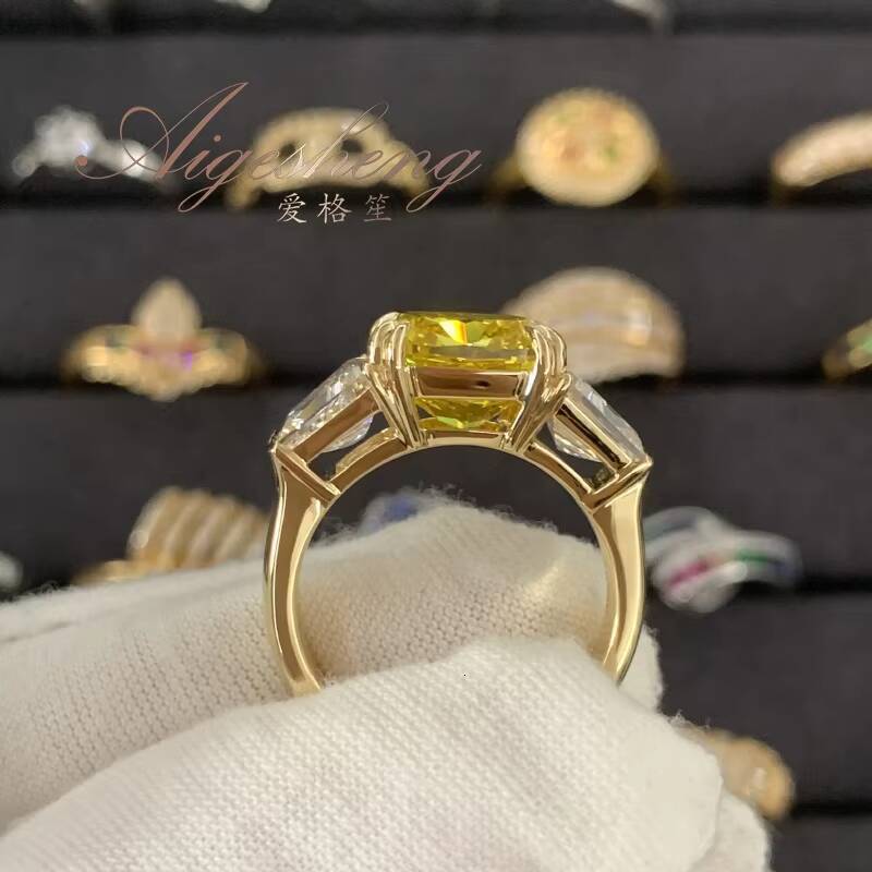 Aigesheng Fashion Jewelry Rings Fancy Natural Diamond 18K Real Gold Wedding Rings Couple Set