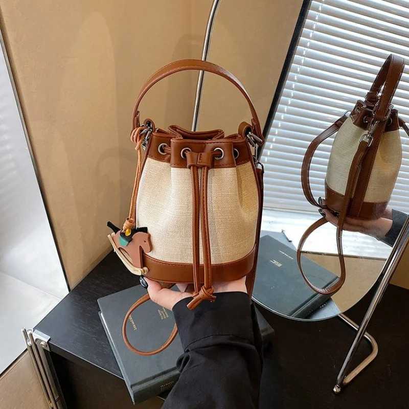 Designer HighEnd Wens Tote Bag Crafted Fr Premium Leather Featuring Trendy Design And Paris Elegant Vintage Style1 Y251120