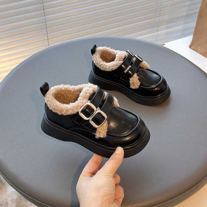 2024 Winter New Children Leather Shoes with Cotton Girls Fashion British Style Soft Antislippery Versatile Princess Chic ShoesT251101