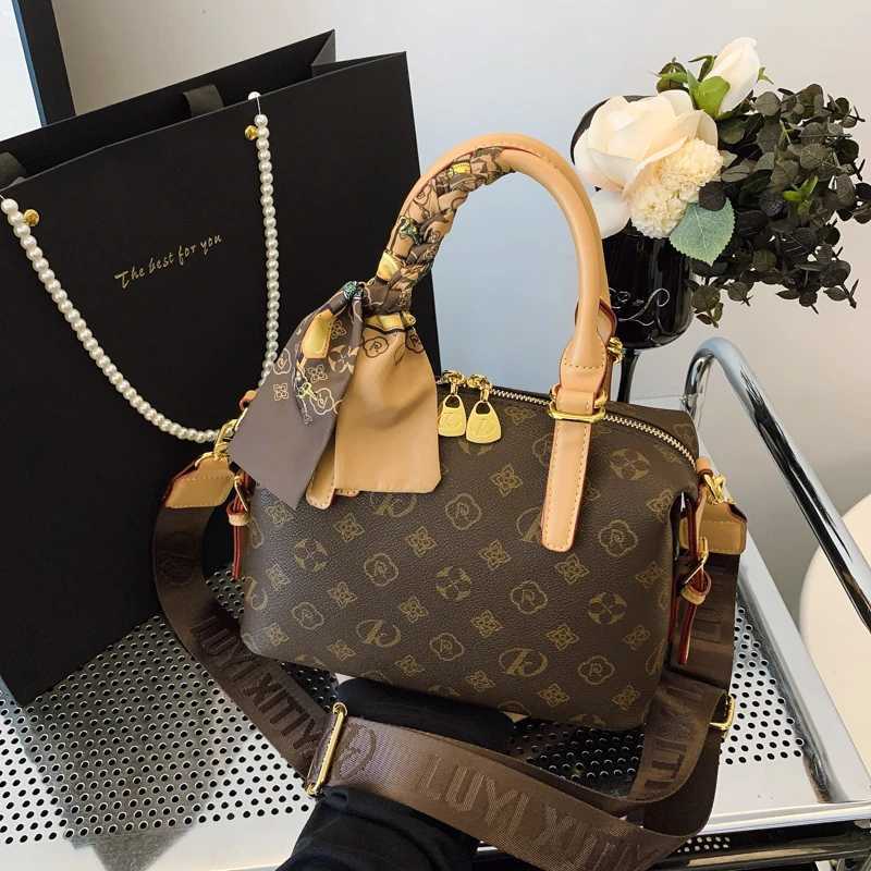 Designer bag Popar Classic Elegant Ladies Crossbody Bag Leather Style Messenger Bag For Wen By Luxury Brand Stylish Y251101