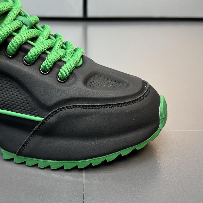2025 Trendy Mens Height Increasing Shoes Soft Sole Student Sneakers Versatile Casual Running Shoes Hot item free shipping size 39-44