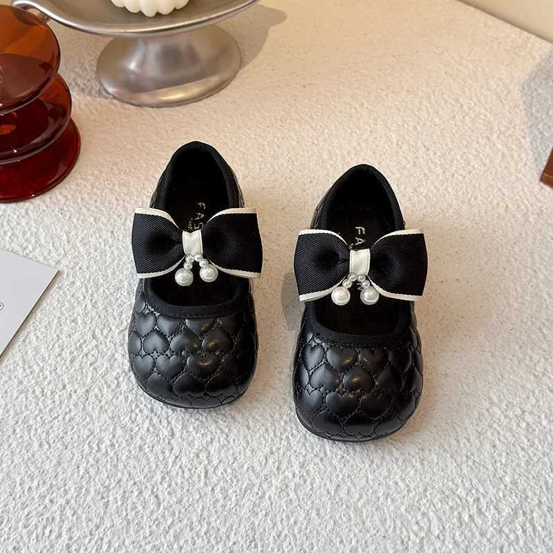 Fashion Girls Shoes 2025 Autumn New British Style Kids Leather Shoes Simple Girls Princess Shoes Anti Slip Child Casual ShoeT251101