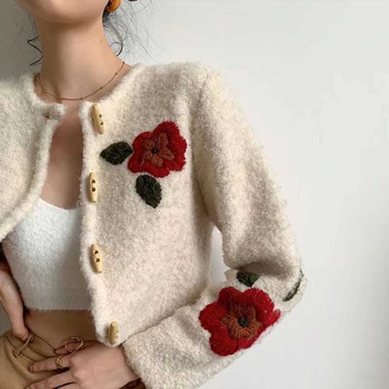 Floral Embroidery Crop Cardigan Women Vintage Lazy Wind Slim Horn Buttons Sweater French Retro Long Sleeve O Neck Casual OutwearT251101