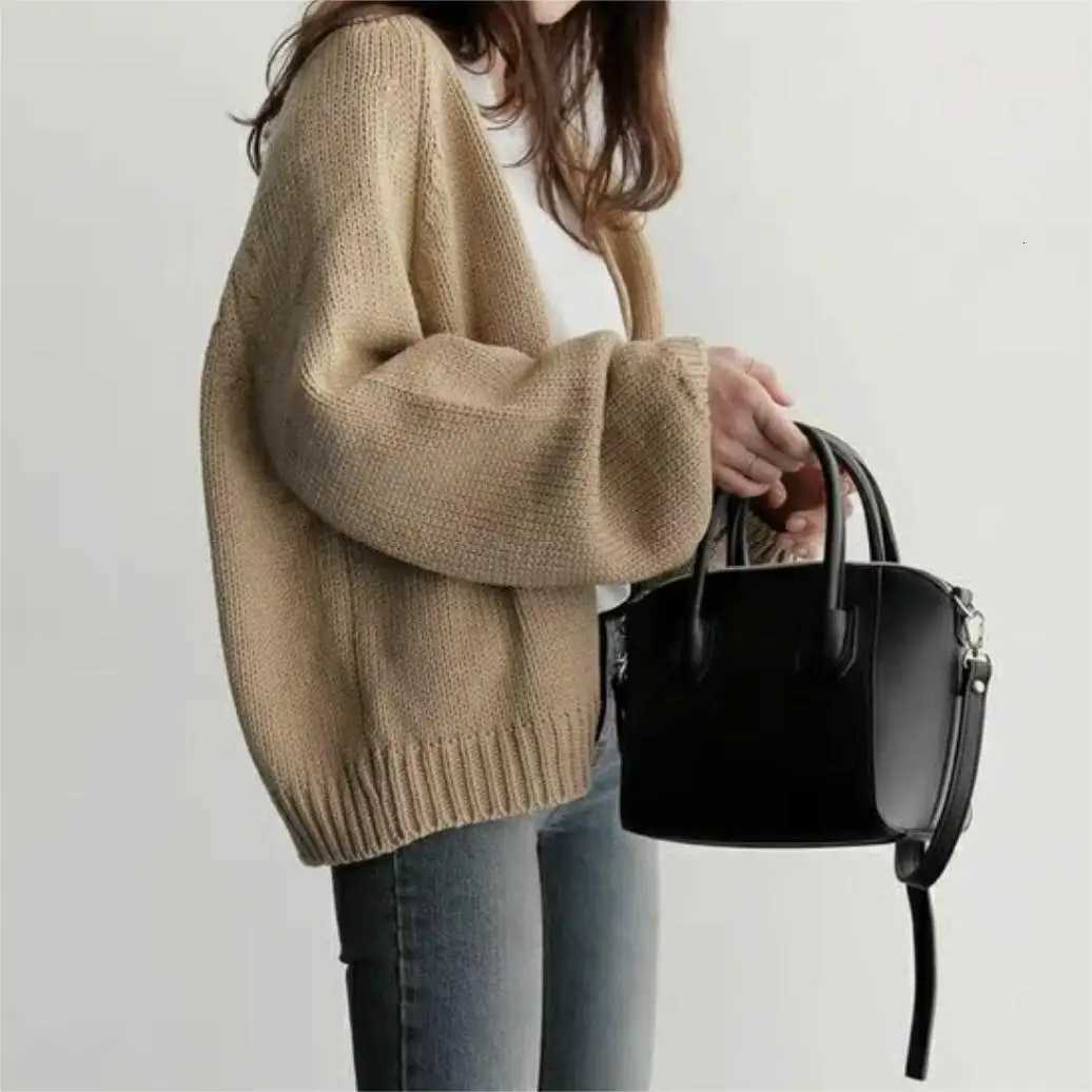 Elegant Knitted Solid Cardigan Coats Fashion Women Loose Long Sleeve Spring Autumn Sweaters Casual 2025 New Korean CardigansT251101