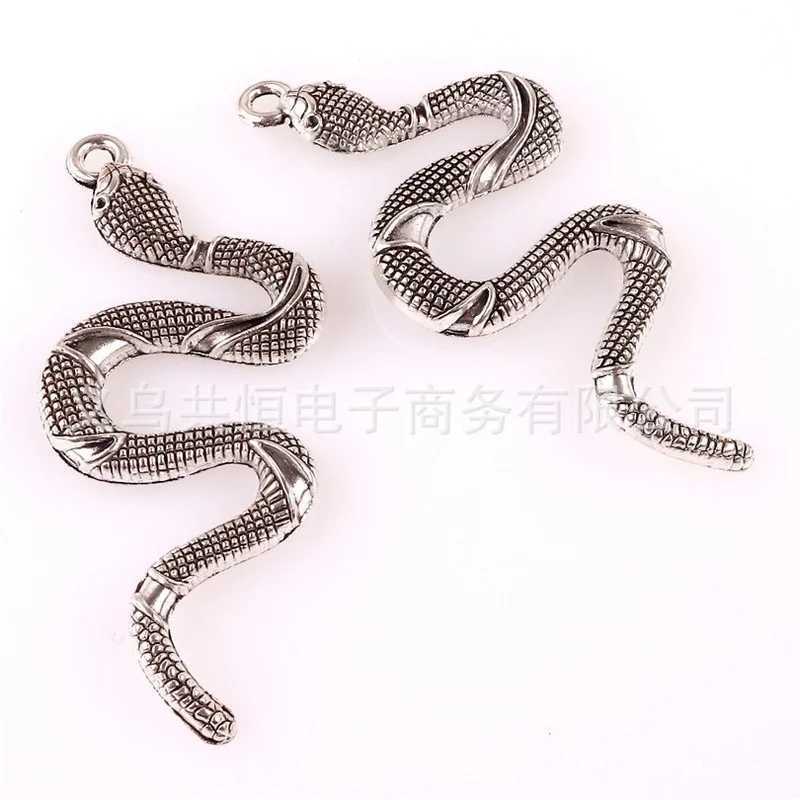 Wus 2022 New Ladies Snake Necklace New Animal Snake Pendant Necklace Earrings Simple Style Fashion Women Birthday Jewelry JewelC250407