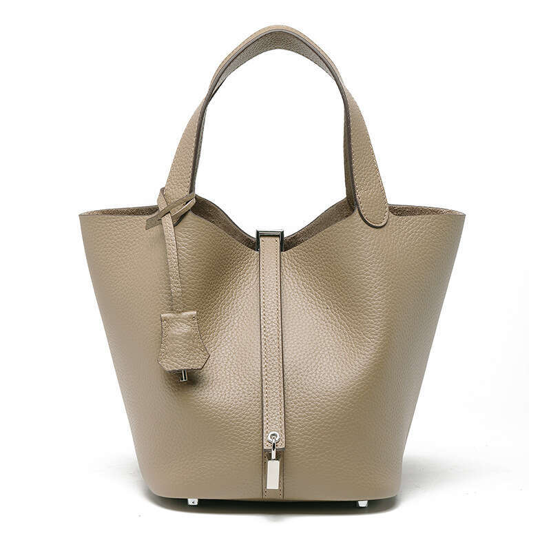 Basket bag for women, version, exquisite bucket bag, niche, large capacity, women's high-end handbag, 2025 temperament, versatile, new trendy clo