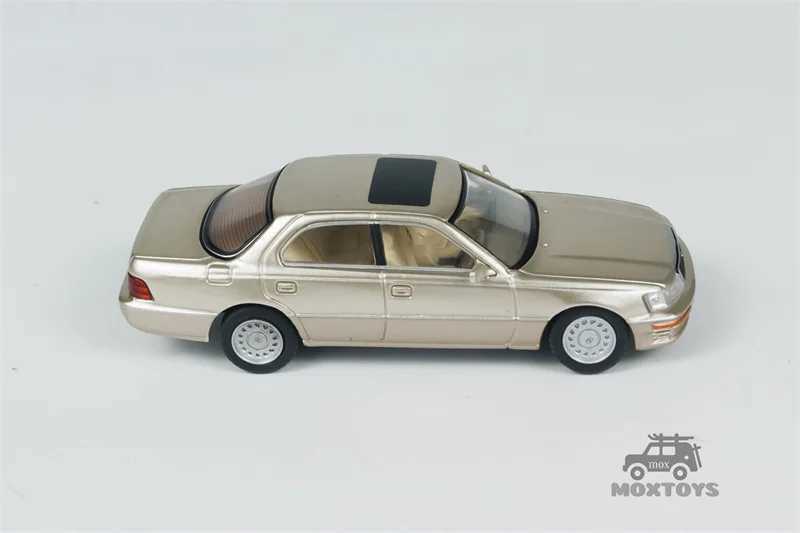 Diecast Model Cars Tarmac Works 1 64 LS400 Champagne Beige Metal Die Casting Model Car S25331