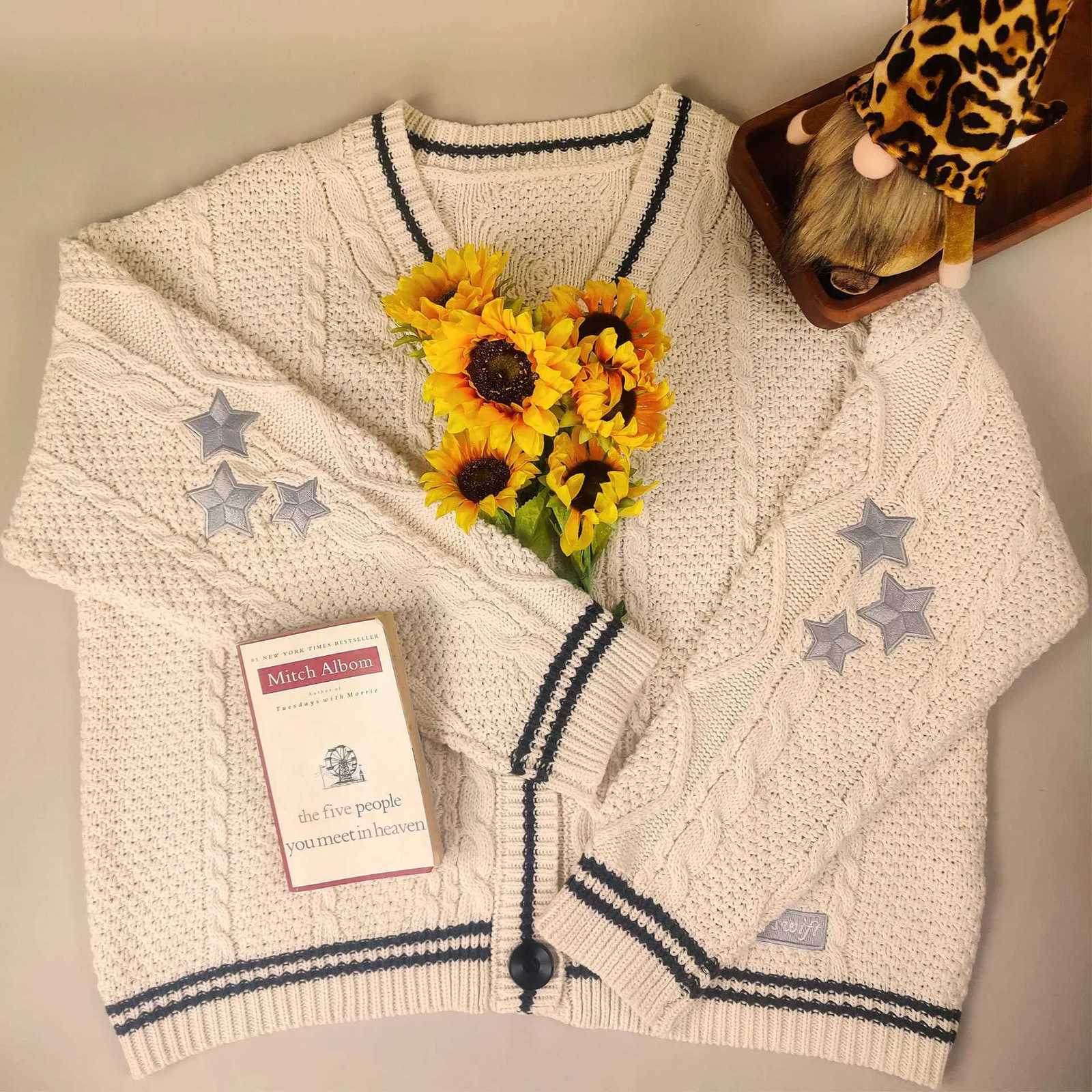 Winter Loose Knitted Cardigans Coat Women Star Embroidery Y2K Sweaters Streetwear Vintage Casual Single Breasted Long Sleeve TopT251101