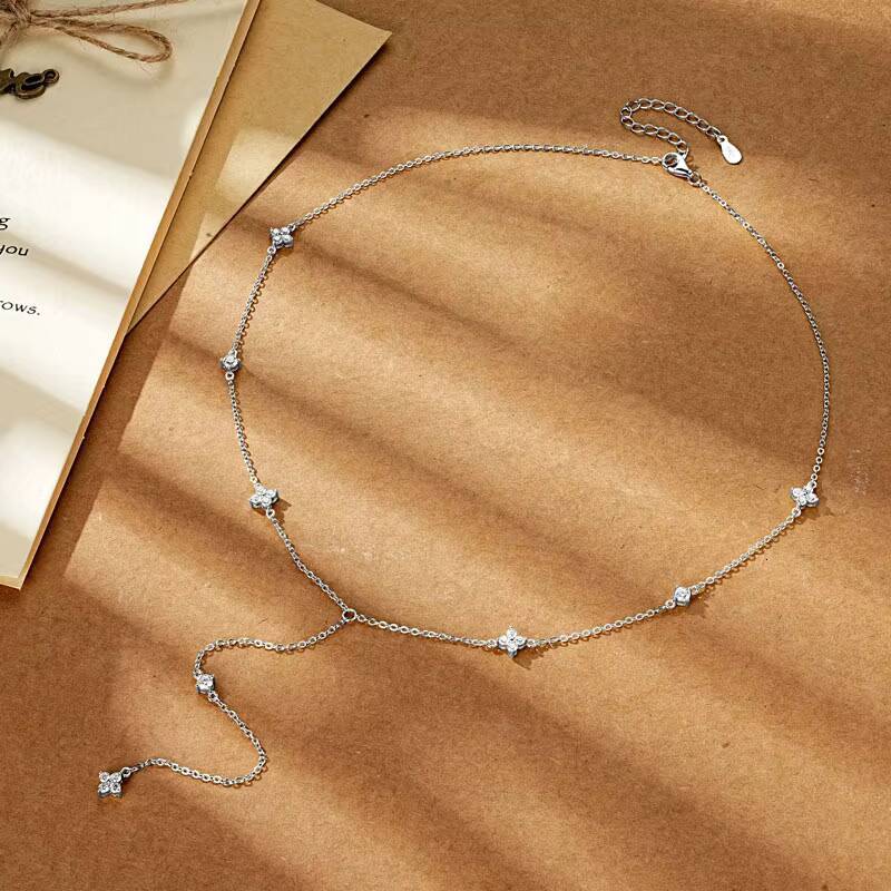 Stylish 925 Silver 2mm 3mm Round Moissanite Fourleaf Clover Fashion Necklace for Women Trendy Clavicle Chain Daily Commute