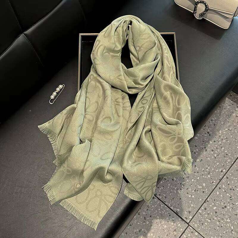 Luxury Brand Winter Double-Sided Fabric Jacquard Scarf Solid Color Cashmere silver Women's Designer Pattern