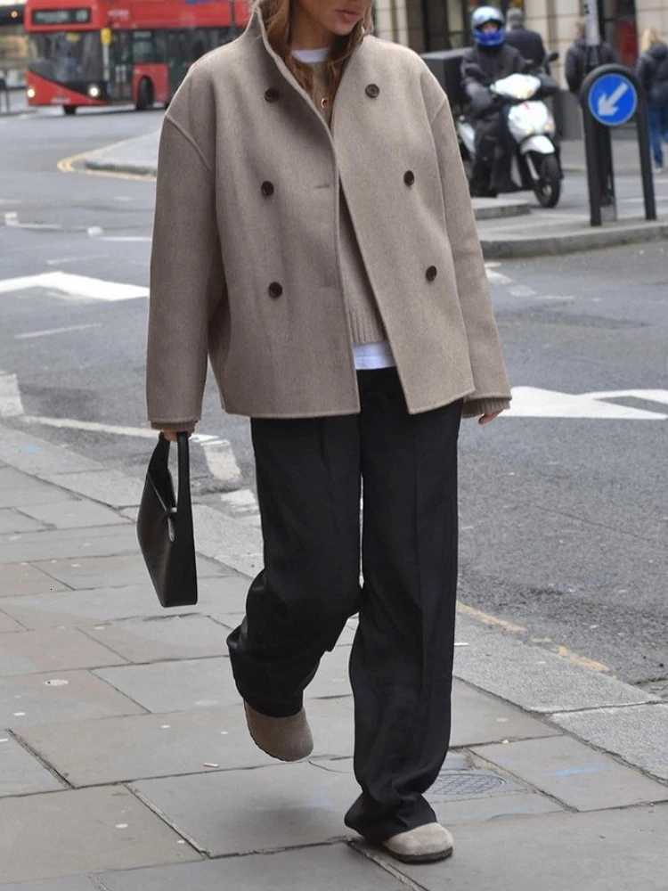 Brown French Style Vneck Doublebreasted Woolen Jacket European American New Autumn Winter Suit Womens Clothing Winter CoatT251101