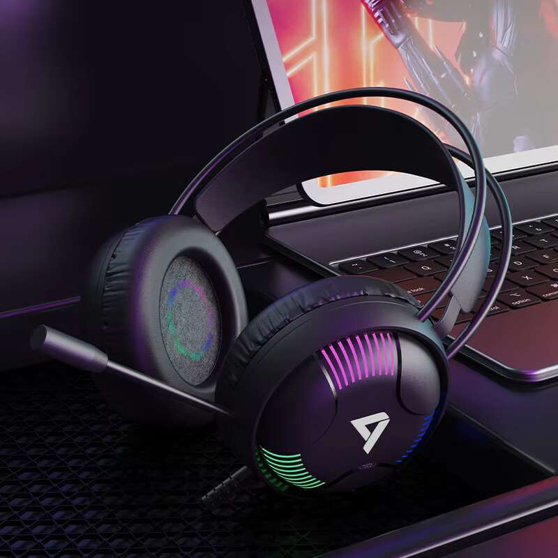Three-Color Cool Rgb Light Functional Features Gaming Earphones Headsets With Mic