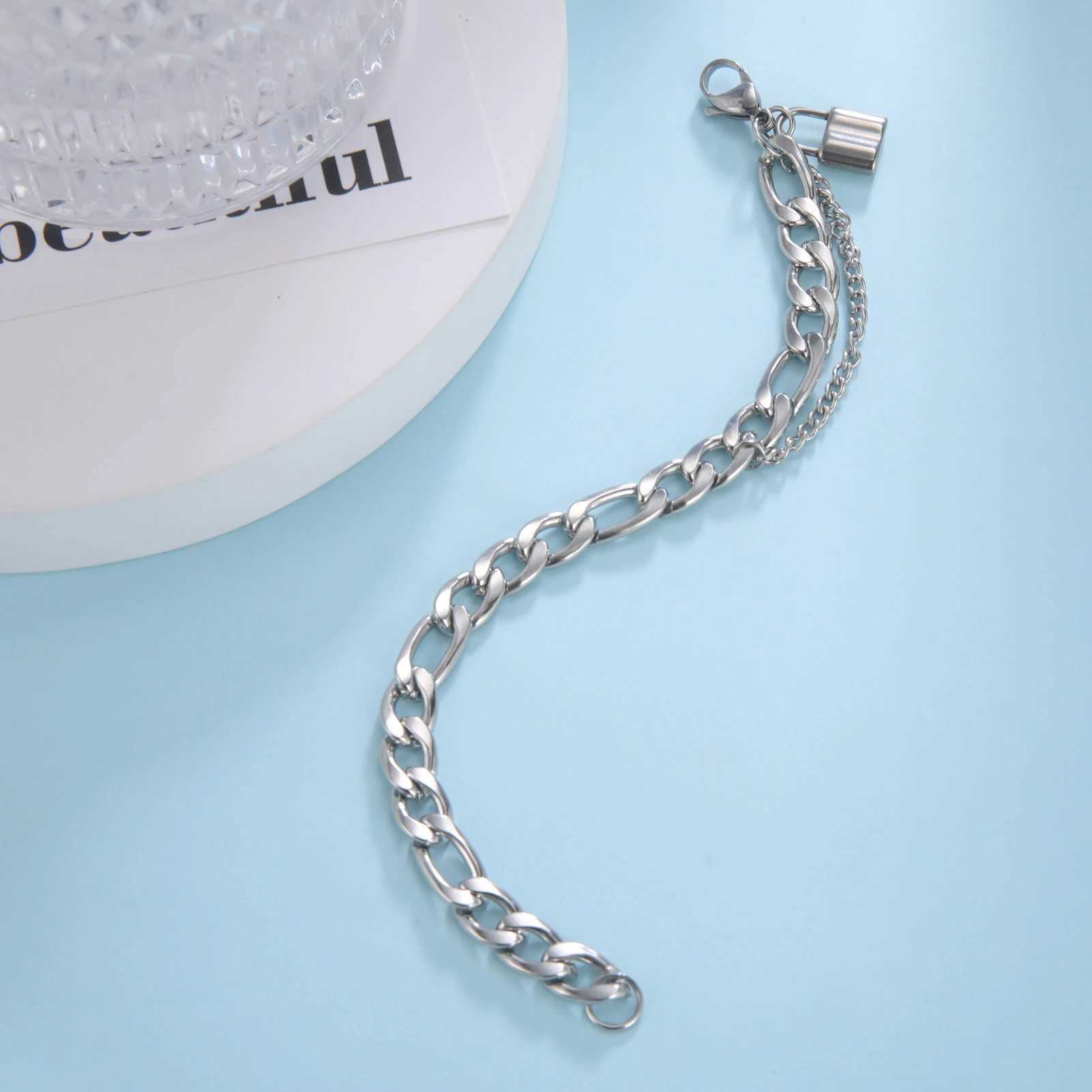 Skyrim Hip Hop Lock Pendant Bracelet Mens Stainless Steel Figaro Chain Bracelet Handmade Punk Party Jewelry Gift Y250329