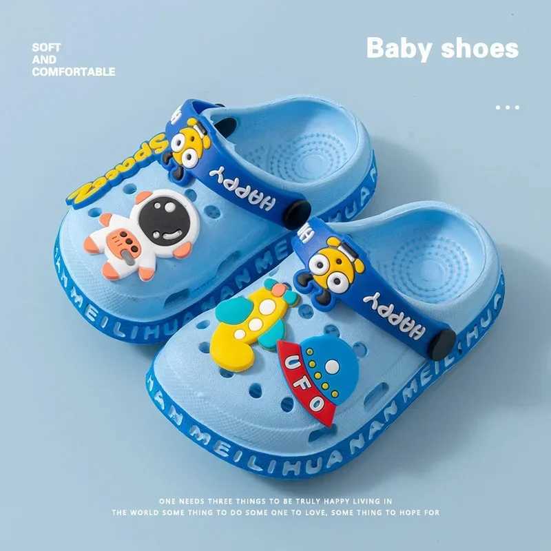 Childrens garden shoes cute EVA beach sandals baby summer slippers high Qu soft childrens outdoor slippers flip up shoes W250401
