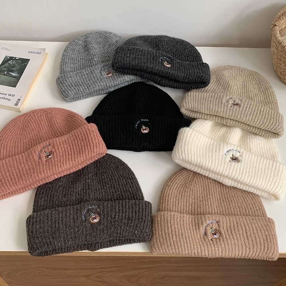 2025 New Autumn Winter Bear Embroidery Windproof Pullover Beanie Hat Hip Hop Warm Soft Ear Protection Knitted Hats for WomenXJ251101