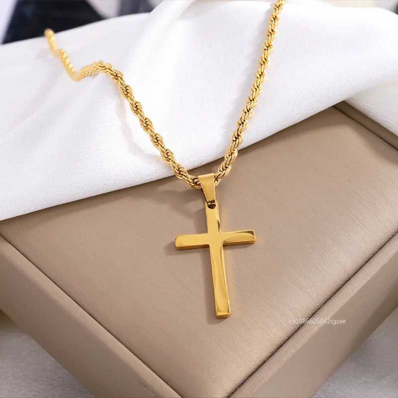 Fashion Cross Stainless Steel Necklace for Women Men Gold Color Pendant Stainless Steel Jewelry Collares Gifts Sweater NecklaceC250407