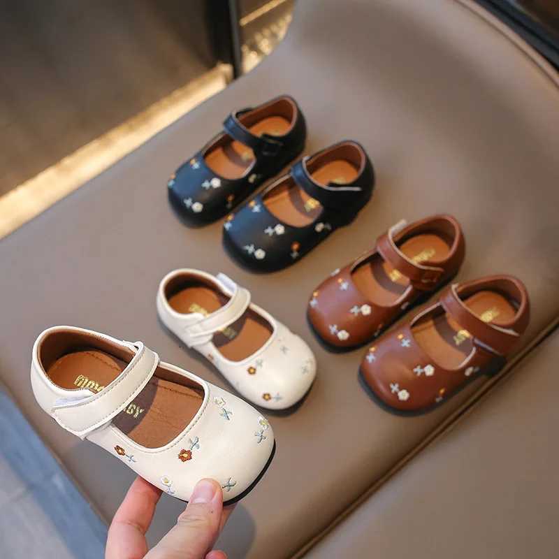 Fashion Girls Shoes Simple Child Leather Shoes Soft Soled Kids Shoe Anti Slip Girl Casual Shoes Comfor Princess ShoeT251101