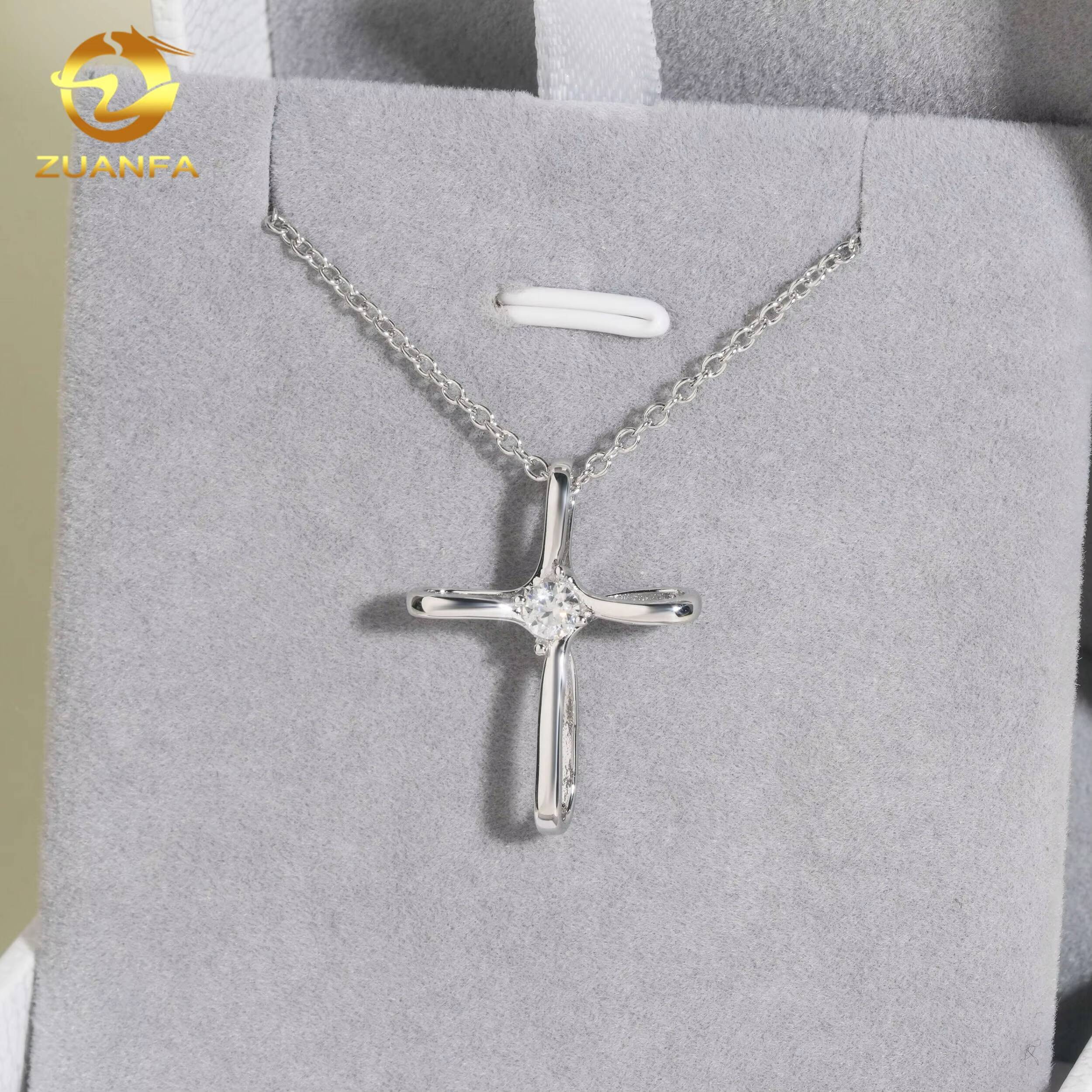 Solid 925 Silver Moissanite Jewelry Iced Out Cross Moissanite Necklace for Women Wedding Gift Bling Fashion Cross Necklace