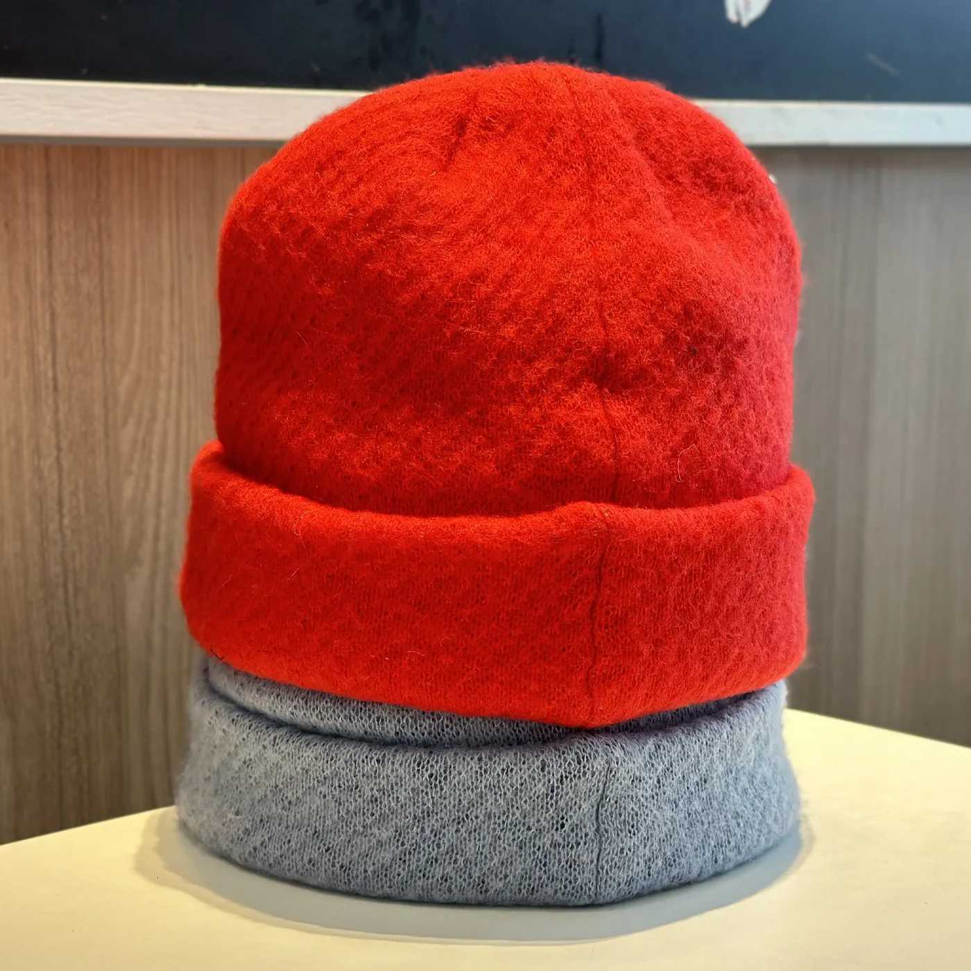 Cartoon Flame Skullies Beanie Woman Man Autumn Winter Fashion Accessories Skullcap Couple Lover Hats Street Versatile Hat GiftXJ251101