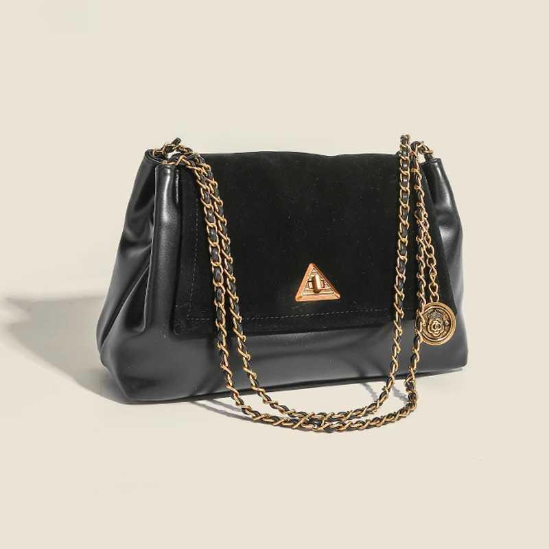 Luxury designer womens handbag Fashion leather single shoulder crossbody bag Famous trend brand commuter bag giftC250401