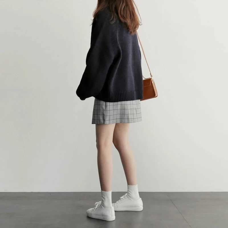 1pcs Women Vintage Loose Sweaters Jacket Female Long Sleeve Knitted Cardigans Ladies Korean Style Long Sleeve Tops Student CoatsT251101