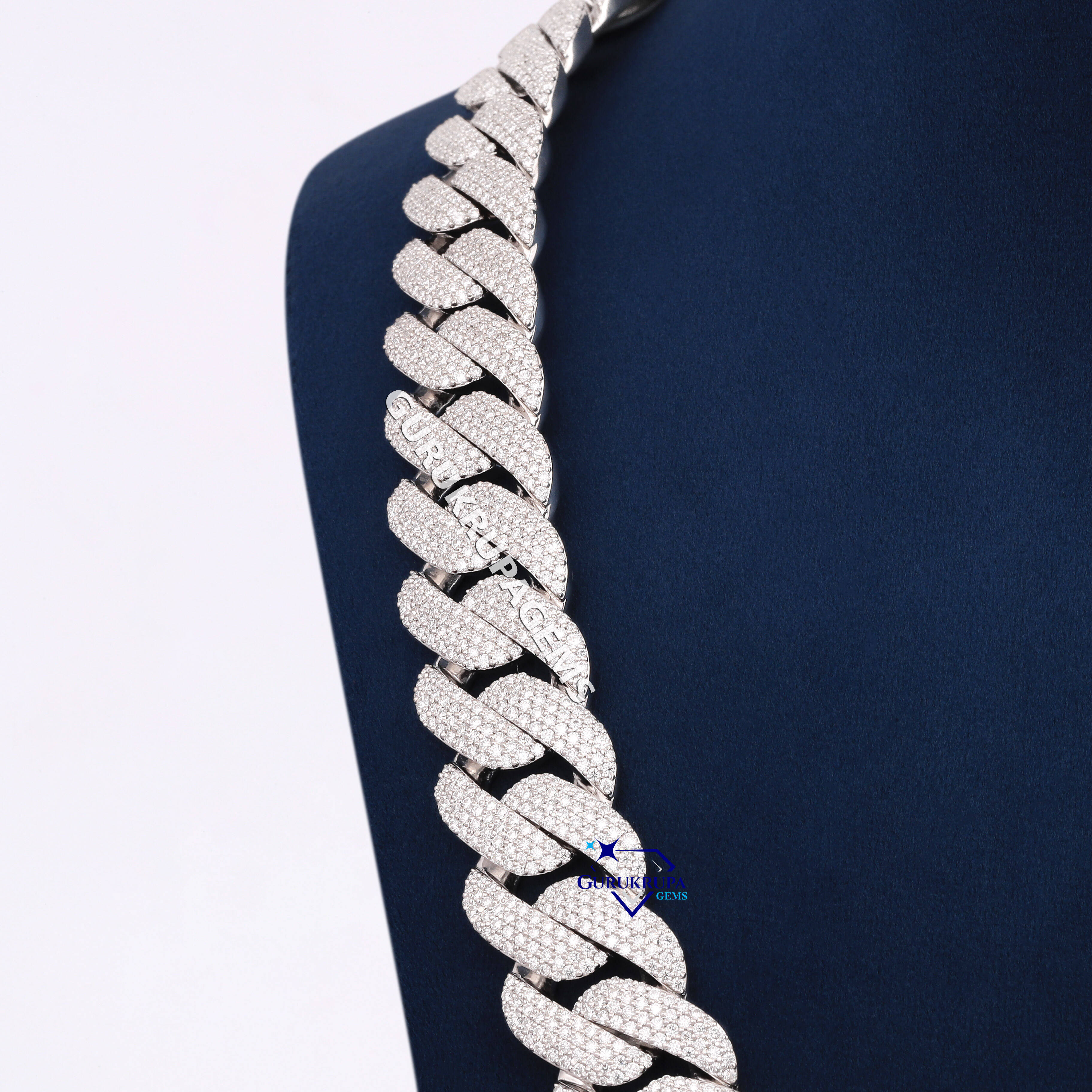 Exquisite Crafted 925 Sterling Silver Fully Iced Out Hip Hop Round Cut Moissanite Diamond Chain Luxurious Jewelry For Rapper