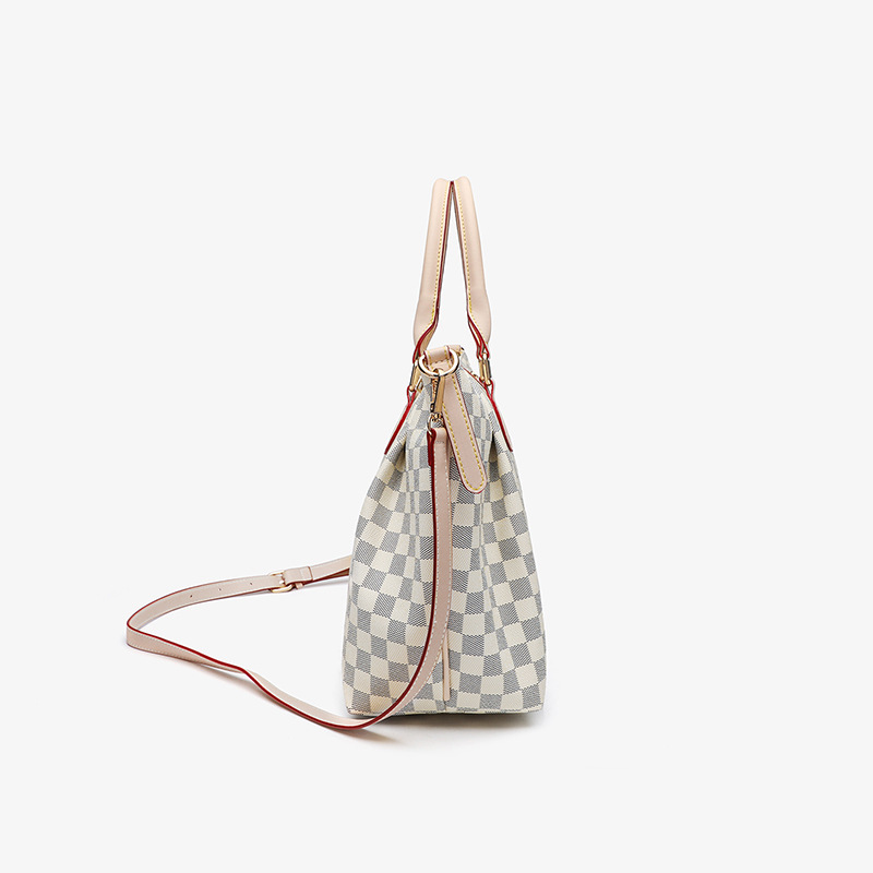 2025 New Women's Bag Retro Large Capacity Handbag Fashion Casual Chessboard Pattern Diagonal Cross Bag Simple Portable