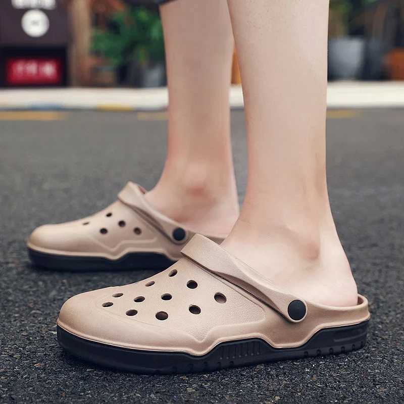 New mens sandals summer slippers Fi perforated shoes Crok rubber shoes breathable garden shoes classic beach flat shoesXJ250401