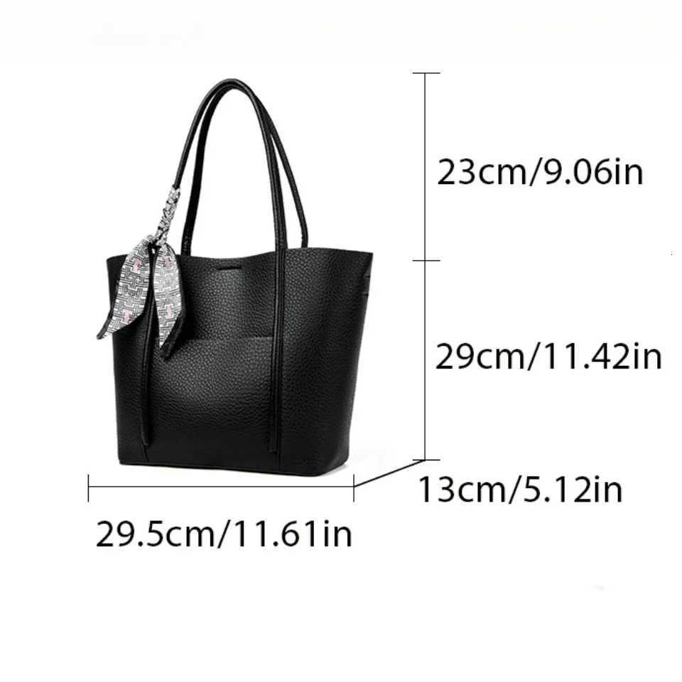 Genuine Soft Leather Tote Bag Womens Large Capacity Carrying Bags Designer Handbag Vintage Shoulder Bag Brand Commuting BagsW251101