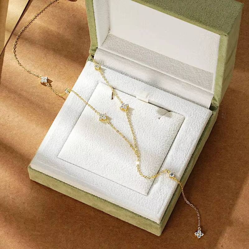 Stylish 925 Silver 2mm 3mm Round Moissanite Fourleaf Clover Fashion Necklace for Women Trendy Clavicle Chain Daily Commute