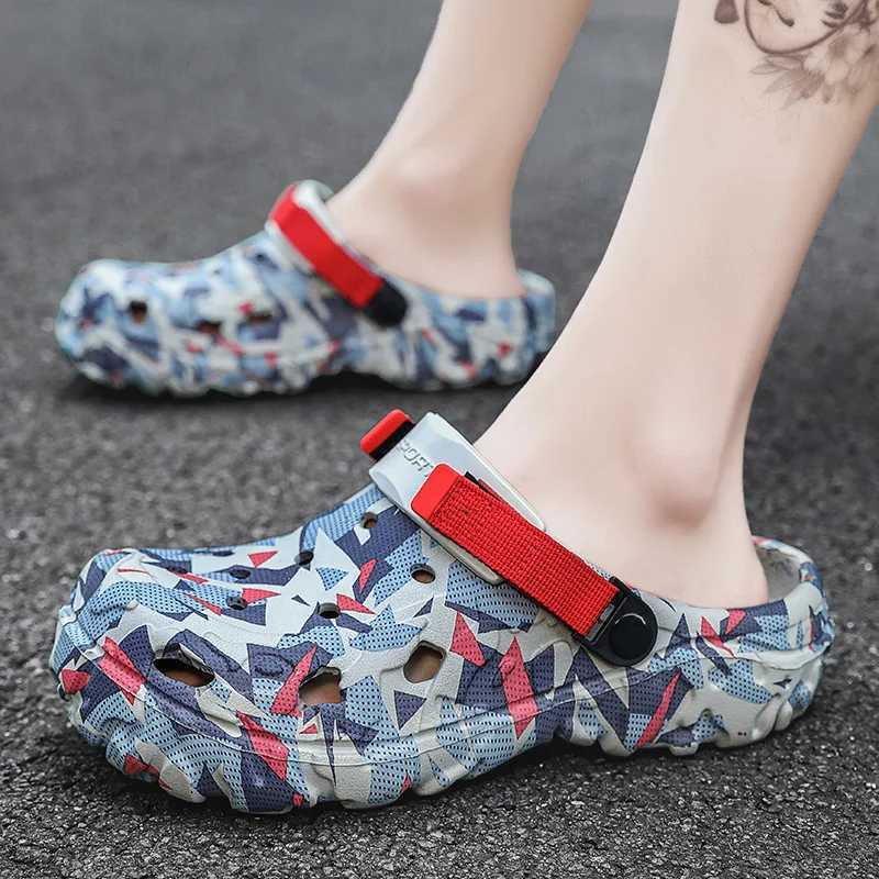 Plus Size 47 Summer Mens Slippers Light EVA Mens Casual Shoes Hole Shoes Family Garden Outdoor Mens Beach Flat ShoesXJ250401