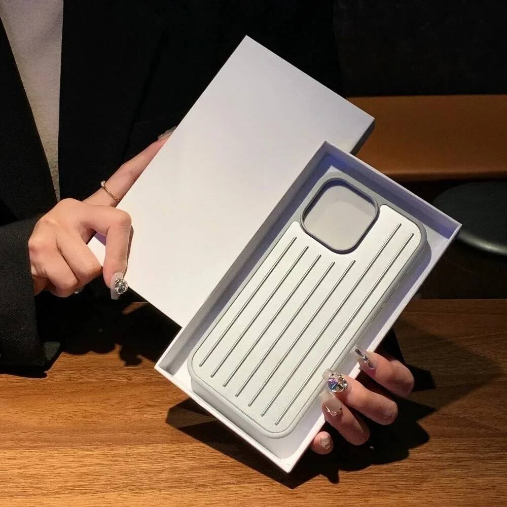 3D Corrugated Stripe Stylish Business Luggage Phone Case for IPhone17 Pro Max 16 15 14 13 Hard Shockproof Bumper Luxury Funda