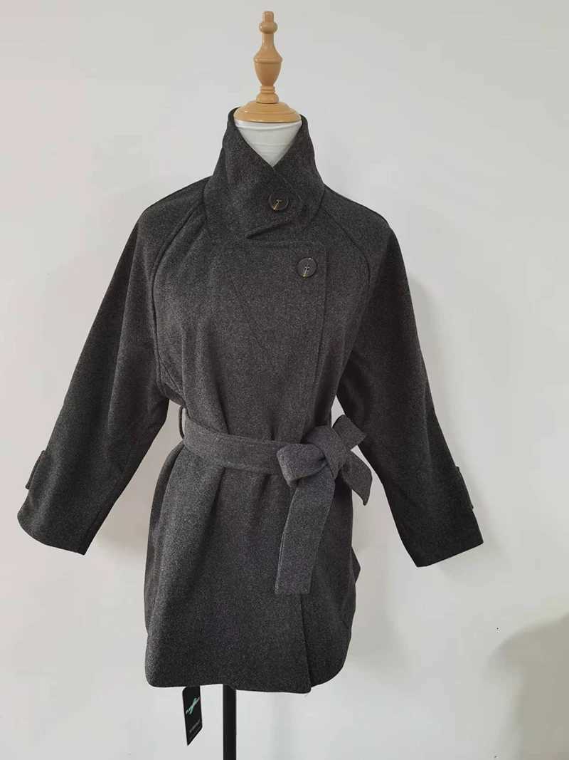 Stand Collar Laceup Coat 2024 New Autumn and Winter Highend Advanced Korean Style Woolen Coat Feminine for WomenT251101