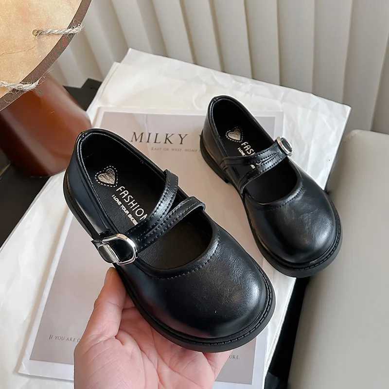 Fashion Girls Shoes British Style Kids Leather Shoe Soft Soled Child Casual Shoes Anti Slip Girl Princess Shoe Simple Kids ShoesT251101