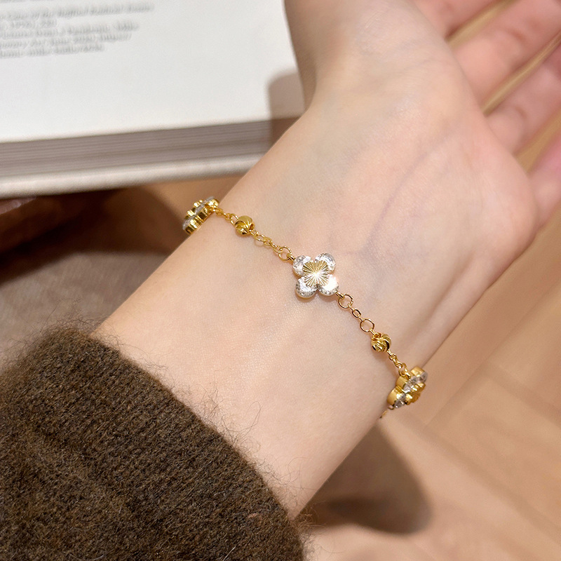New Zircon Round Flower Adjustable Bracelet Korean Style Sweet Elegant Luxury High-end Jewelry - view 3