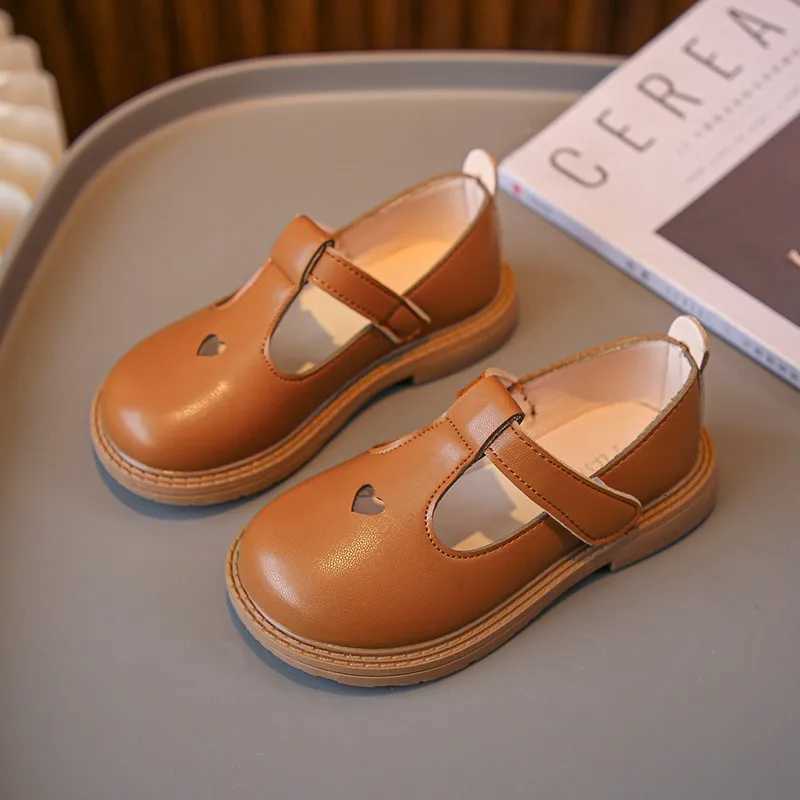 Children Leather Shoes for School Black Uniforms for Girls Loafers Versatile Love Hollow Out Boys Simple British Wind Kids ShoesT251101