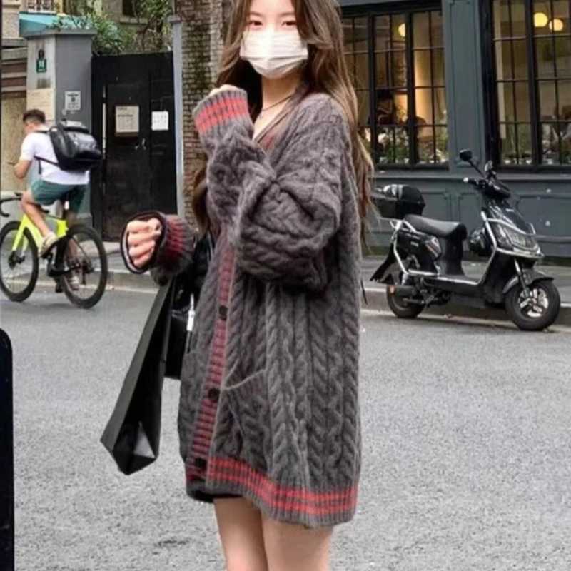 Korean Style Pocket Knitwear Fashion Autumn Long Sleeve Women Cardigan Sweater Casual Vneck Button Loose Elegant Knitted TopsT251101