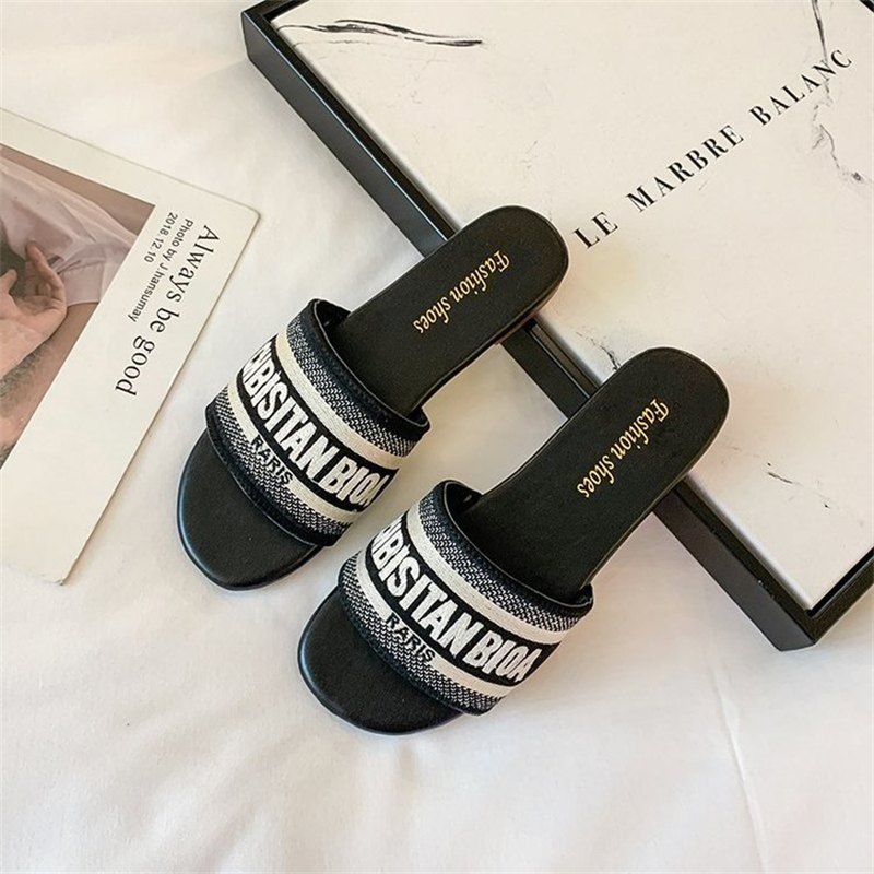 hot free shipping designer Slippers New sliders beach shoes Outdoor Printing slippers for woman