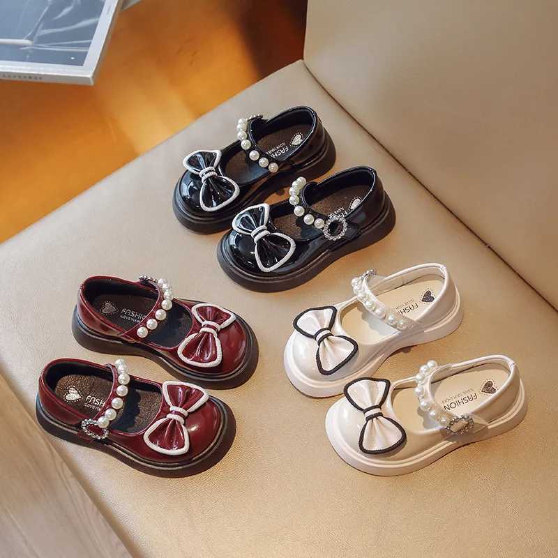 Girls Leather Shoes Black Mary Janes Kids Dance Performance Shoes Nonslip 2024 New Fashion Children Princess Shoes Soft SoleT251101
